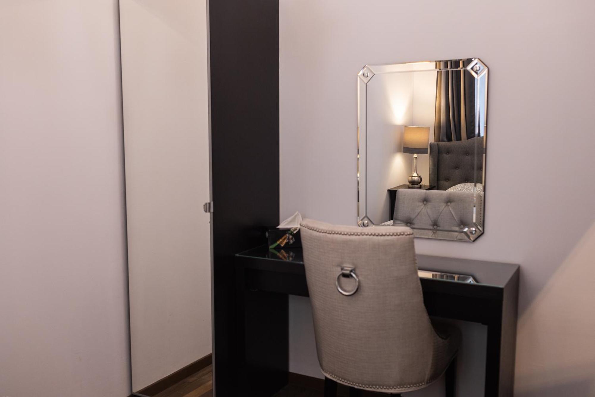 Lux Apartmenty - Old City Krakow Ngoại thất bức ảnh